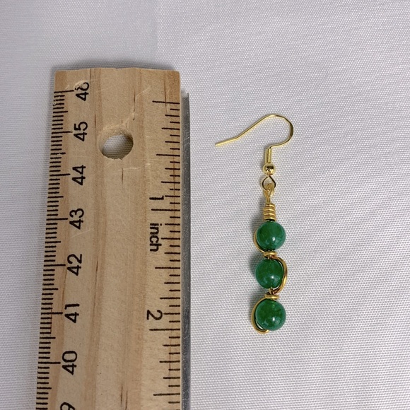 Handmade Wire Wrapped Dyed Green Jade Bead Earrings - Picture 4 of 4